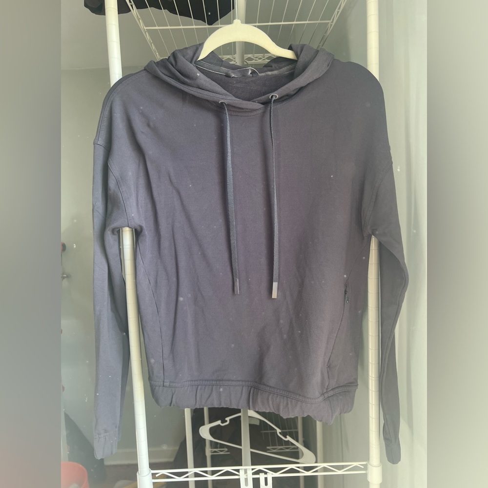 Lululemon Openback Cropped Nulu yoga sweatshirt